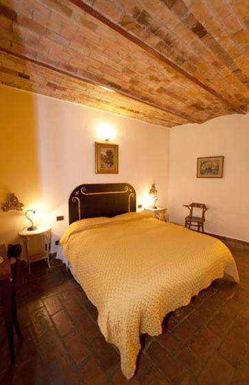 Vecchia Locanda Sarzana Habitación foto